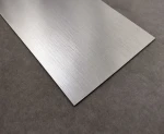 LaserDuo 2-farvet akrylplade med alu-look og sort kerne, mat, 600 x 400 mm