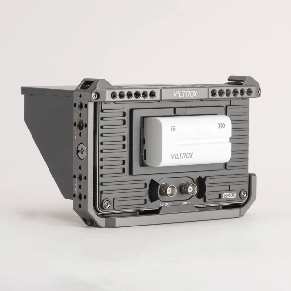 Monitor DC-X3 RIG SDI 2000 Nits Cage Kit Monitor DC-X3 RIG SDI 2000 Nits Cage Kit