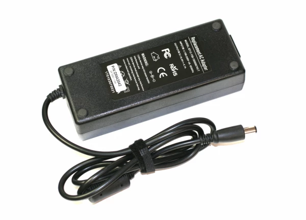 Dell 130W 19.5V 6.7A strømforsyning med 7.4mm x 5.0mm stik - Kompatibel