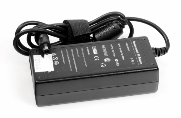 Samsung 60W 16V 3.75A strømforsyning - Kompatibel Samsung 60W 16V 3.75A strømforsyning - Kompatibel
