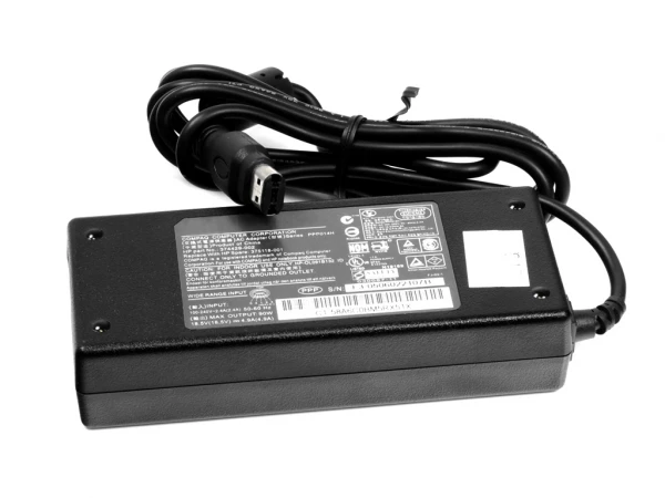 HP Compaq 90W 18.5V 4.9A strømforsyning med Multipin - Kompatibel HP Compaq 90W 18.5V 4.9A strømforsyning med Multipin - Kompatibel