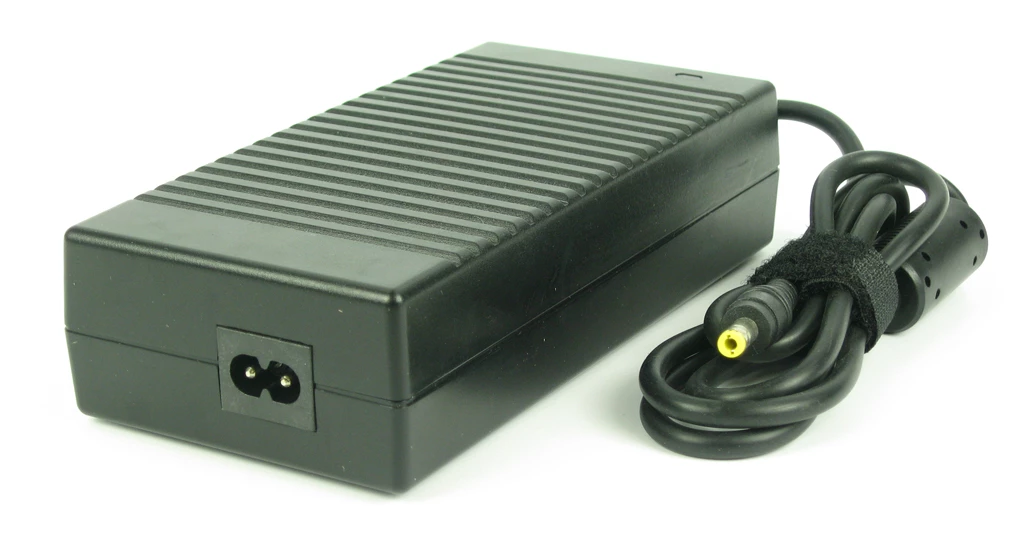 Liteon 150W 19V 7.9A 5.5mm x 2.5mm strømforsyning - Kompatibel Liteon 150W 19V 7.9A 5.5mm x 2.5mm strømforsyning - Kompatibel