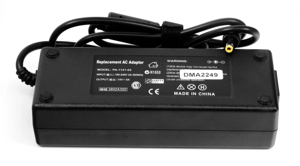 Liteon 114W 19V 6A strømforsyning - Kompatibel Liteon 114W 19V 6A strømforsyning - Kompatibel