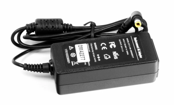 Lenovo 40W 20V 2A strømforsyning med 5.5mm x 2.5mm Barrel, Center + - kompatibel Lenovo 40W 20V 2A strømforsyning med 5.5mm x 2.5mm Barrel, Center + - kompatibel