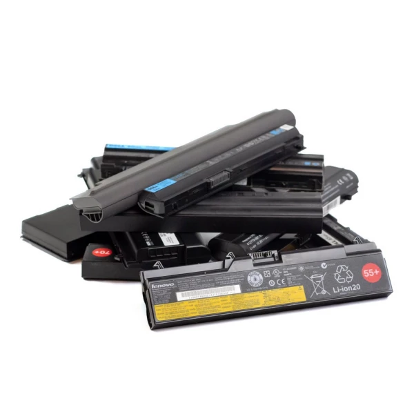 10 stk. assorterede defekte lithium laptop batterier 10 stk. assorterede defekte lithium laptop batterier