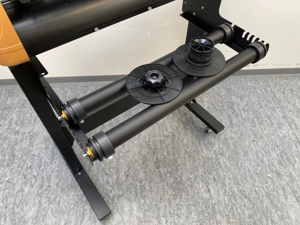 Stativ til Expert II 24 og Puma IV plotter med rulleholder Stativ til Expert II 24 og Puma IV plotter med rulleholder